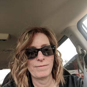 Meet your Posher, April